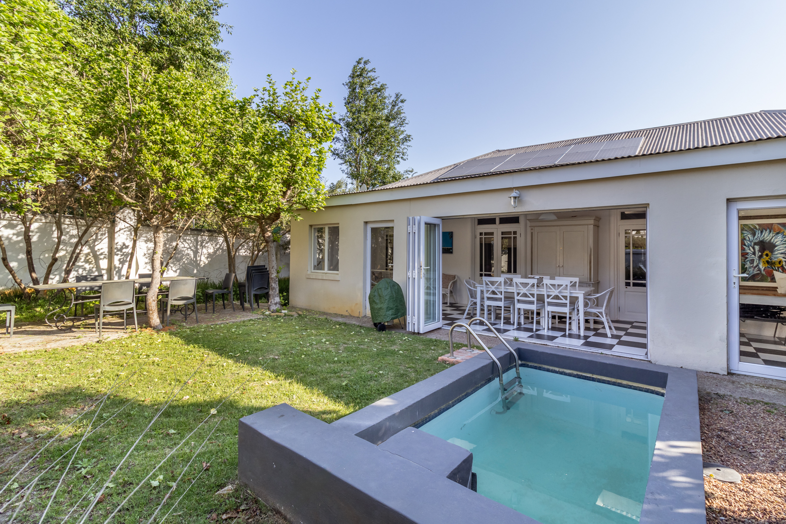 2 Bedroom Property for Sale in Franschhoek Western Cape